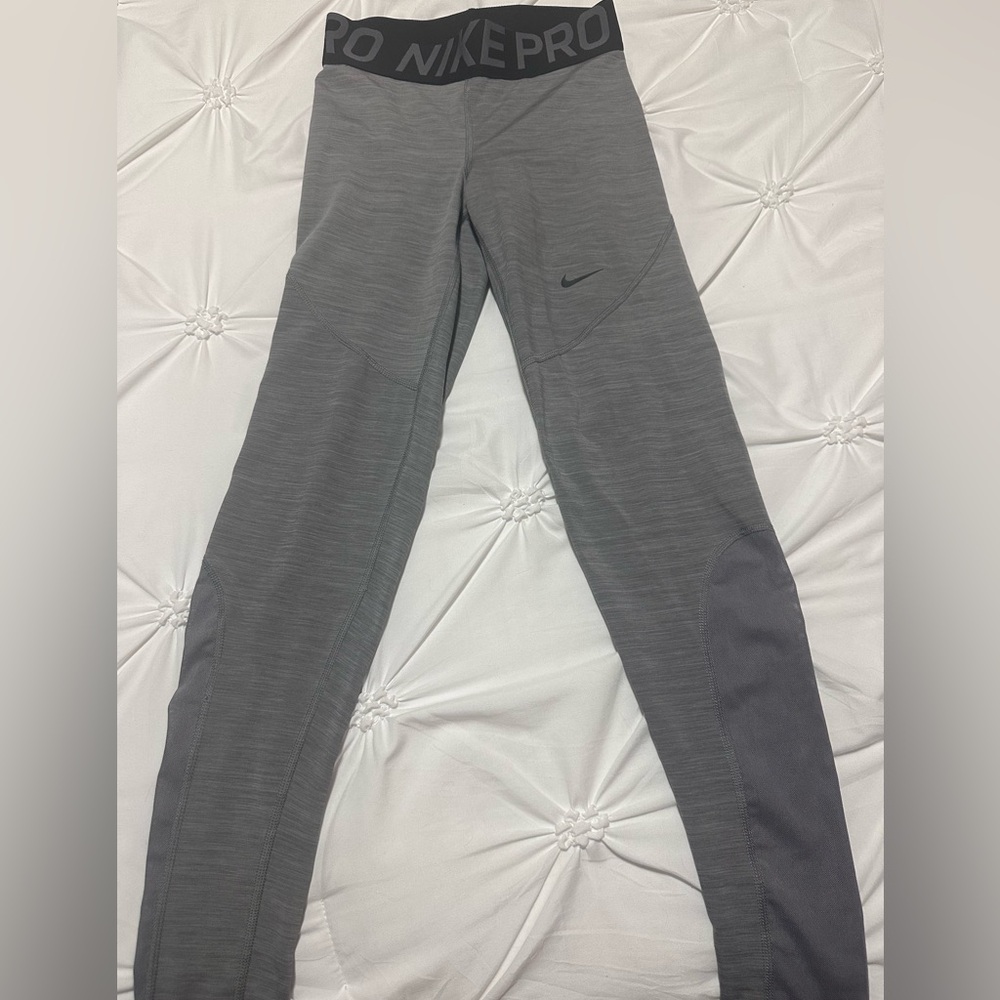 Nike Pro leggings Small